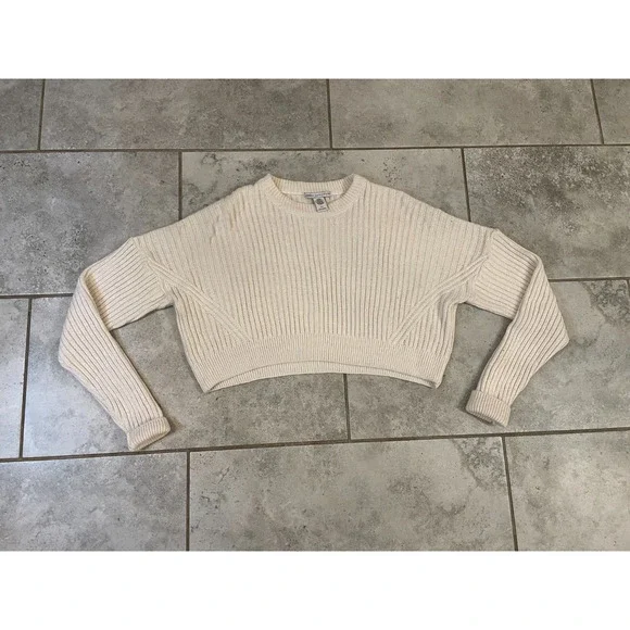 ""URBAN OUTFITTERS Crop High Neck Chunky Knit Sweater Long Sleeve Ivory Size M" - Picture 2 of 8